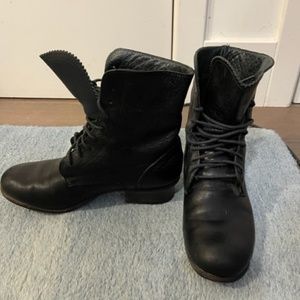 FLORENTINI BAKER BLACK LEATHER BOOTS (SIZE 36.5/6.5) GREAT COND